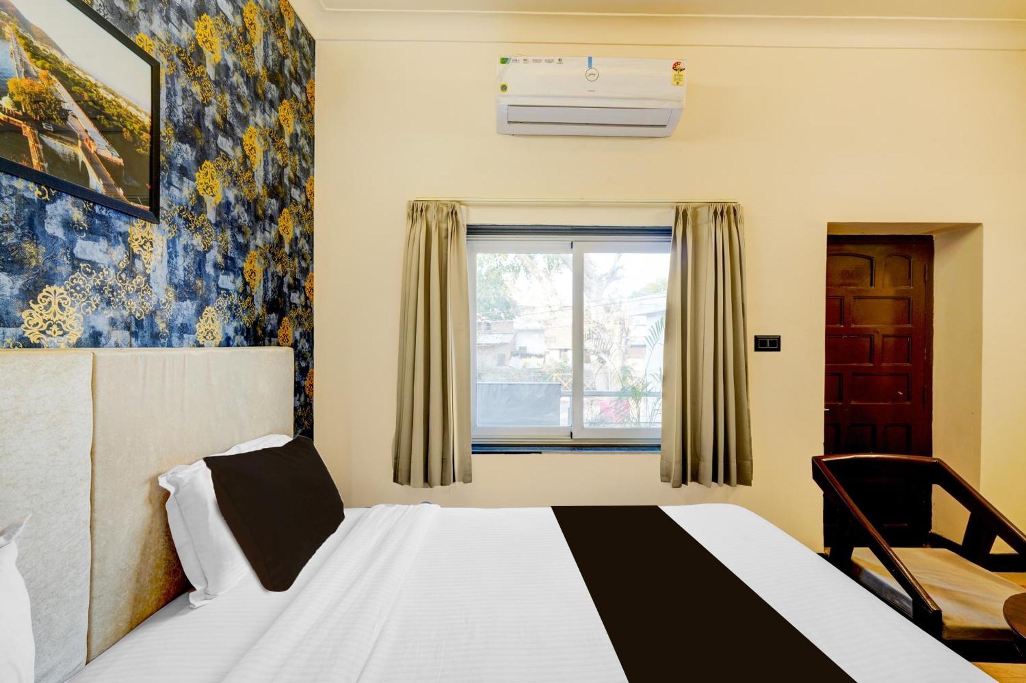 Hotel O Lake N Hill View Удайпур Екстериор снимка
