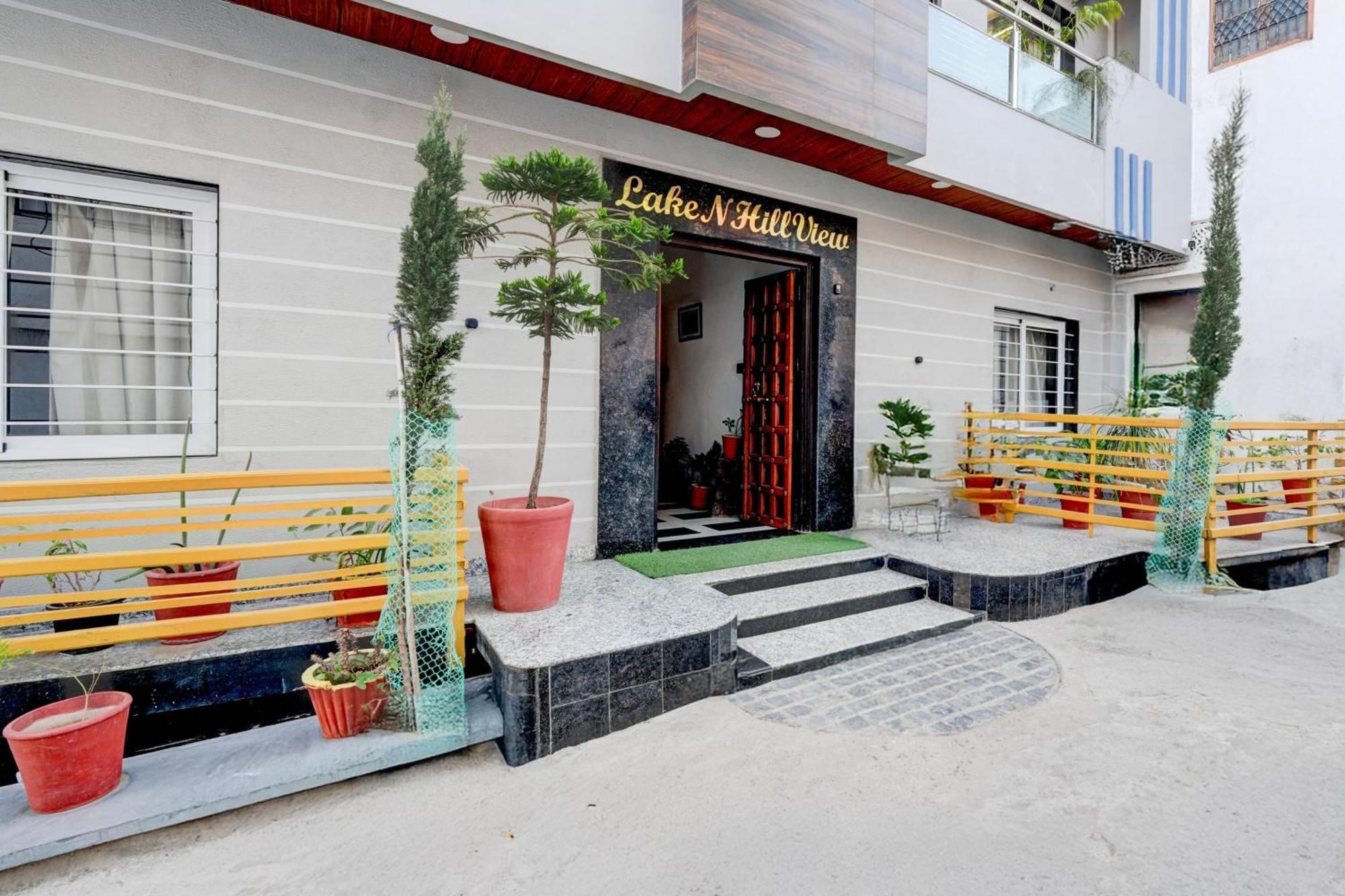 Hotel O Lake N Hill View Удайпур Екстериор снимка